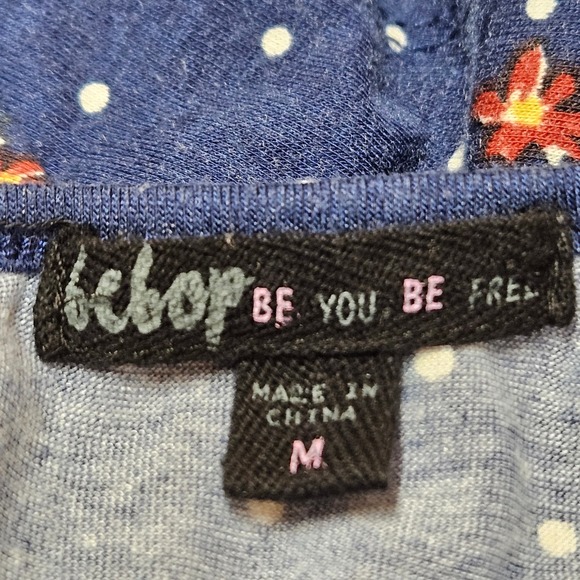 BeBop‎ Navy Blue Floral & Polka Dot Shorts Romper Size Medium - Picture 5 of 7